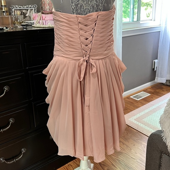 David’s Bridal Strapless Blush Pink Chiffon Pleated Cocktail Dress XL (EUC) - Picture 9 of 14
